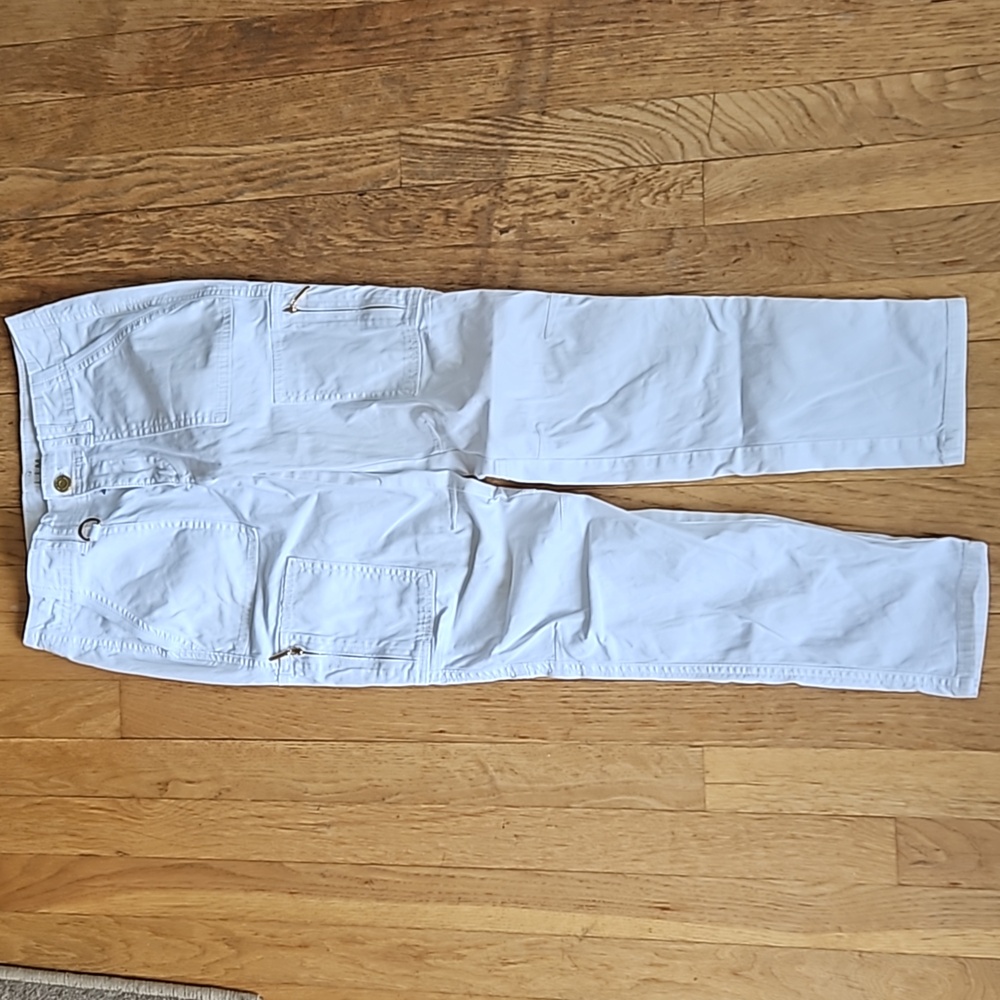 WHBM The Slim Crop white cargo pants 0